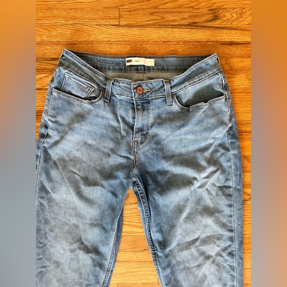 Levi’s legging Jean - Picture 2 of 6